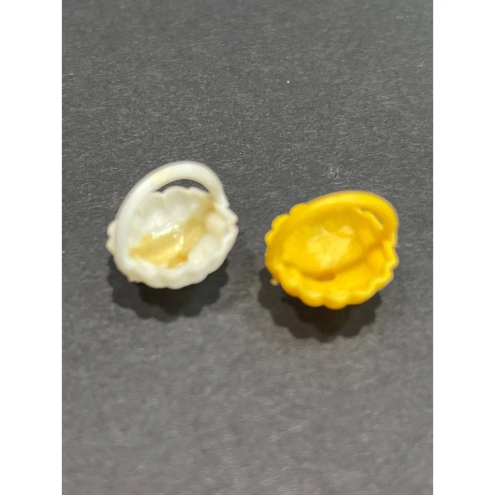 Vintage Doll Miniature Plastic Baskets White Yellow Scalloped Edge Accessory Set